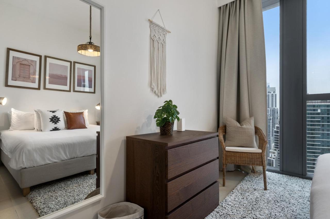 Breathtaking City Views From Dt Apt With Terrace Dubai Dış mekan fotoğraf