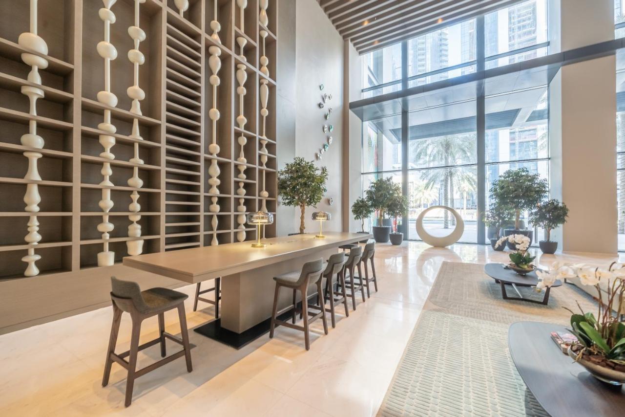 Breathtaking City Views From Dt Apt With Terrace Dubai Dış mekan fotoğraf