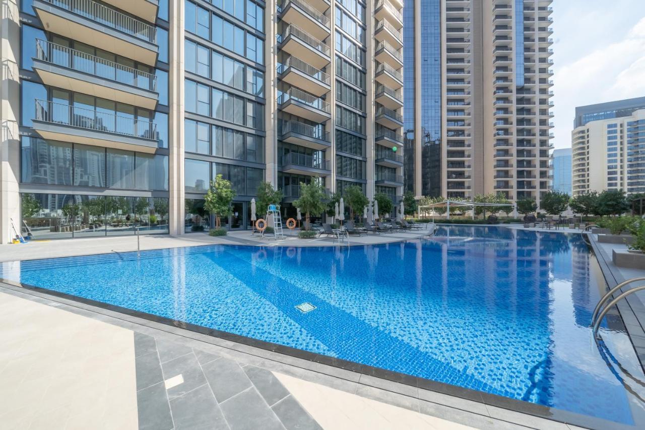 Breathtaking City Views From Dt Apt With Terrace Dubai Dış mekan fotoğraf