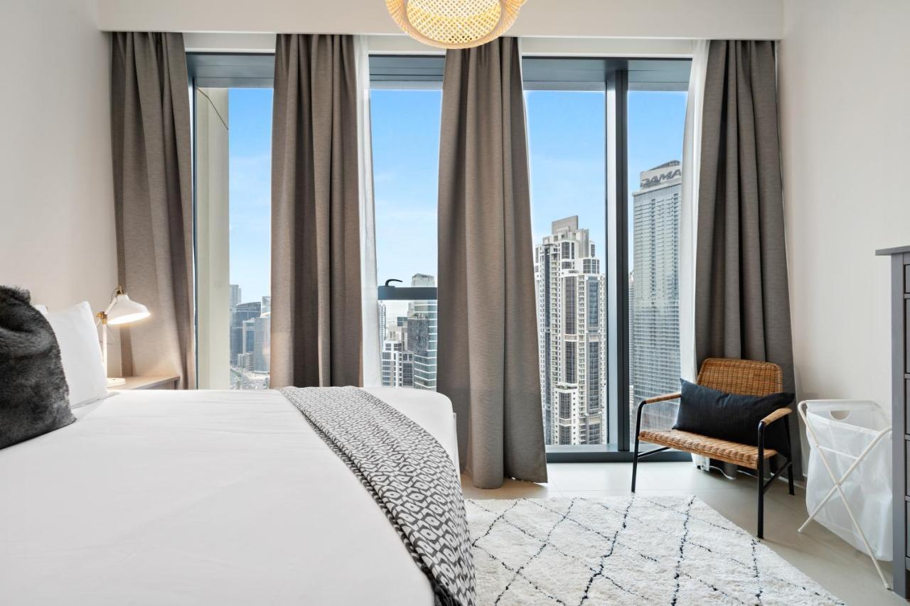 Breathtaking City Views From Dt Apt With Terrace Dubai Dış mekan fotoğraf